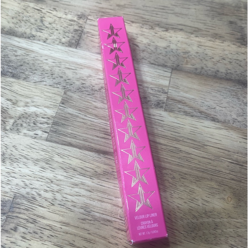Jeffree Star Cherry Wet Lip Liner